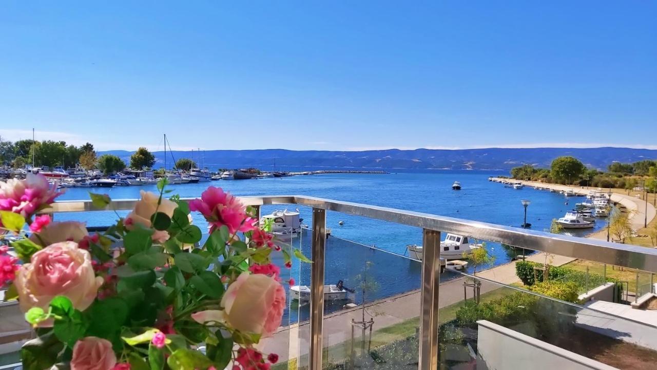 Apartment Lora Omiš Eksteriør bilde