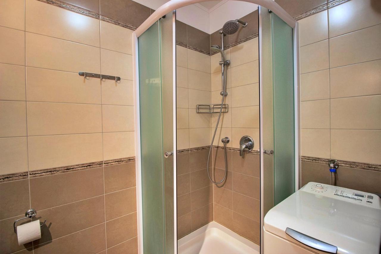 Apartment Lora Omiš Eksteriør bilde