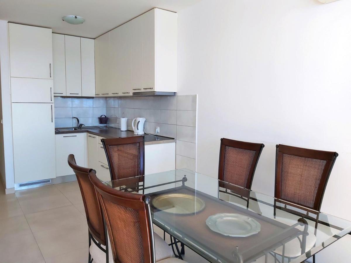 Apartment Lora Omiš Eksteriør bilde