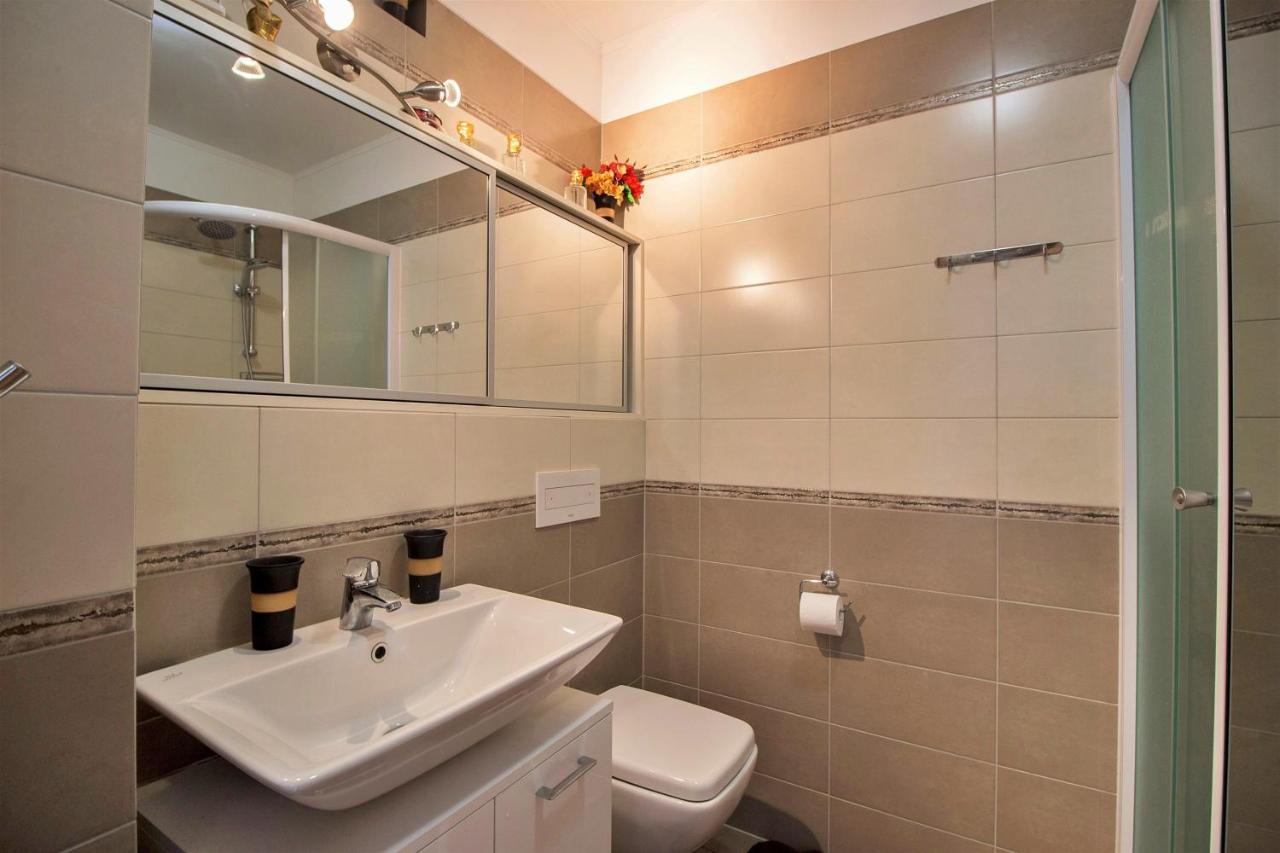 Apartment Lora Omiš Eksteriør bilde