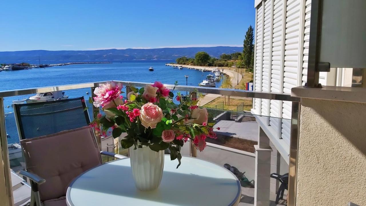 Apartment Lora Omiš Eksteriør bilde