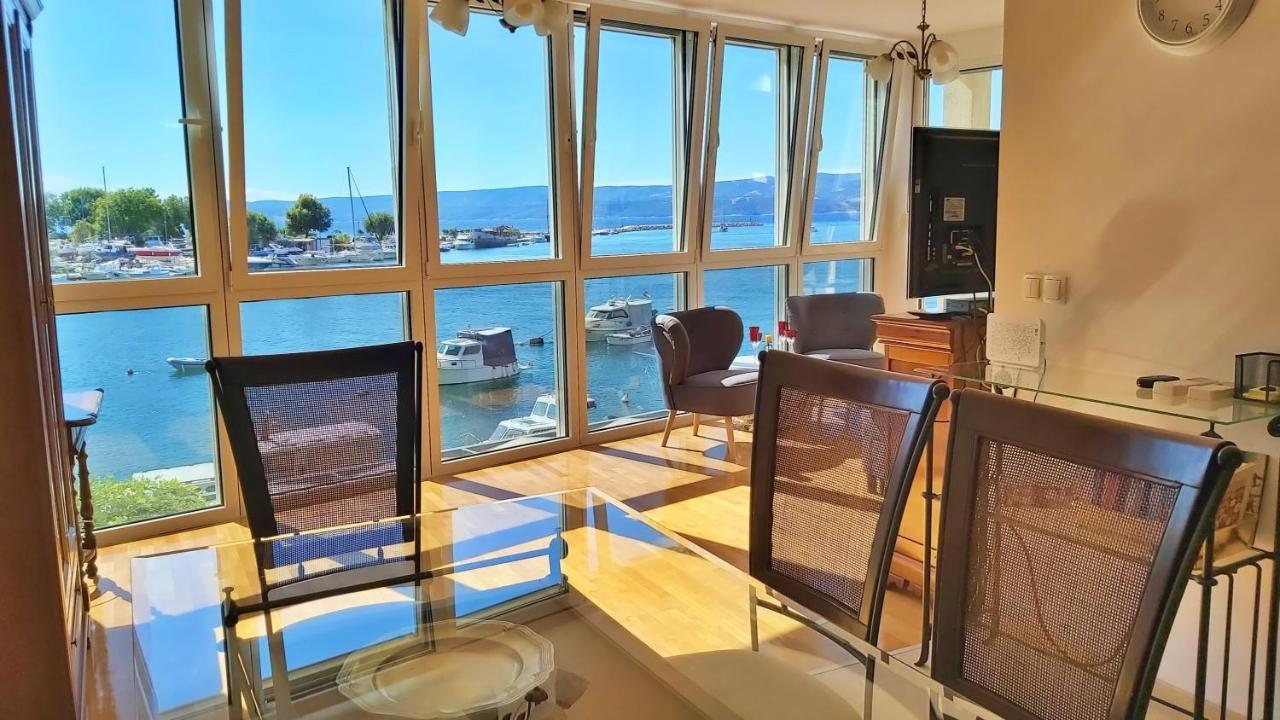 Apartment Lora Omiš Eksteriør bilde