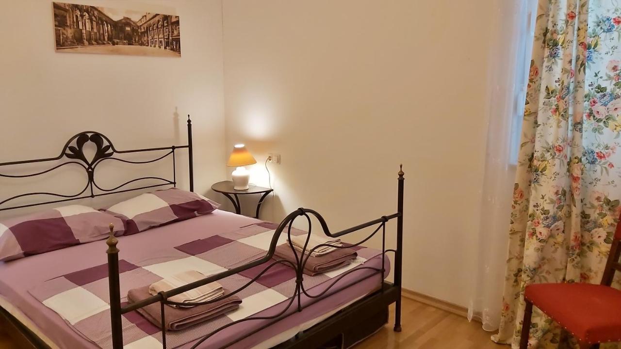 Apartment Lora Omiš Eksteriør bilde