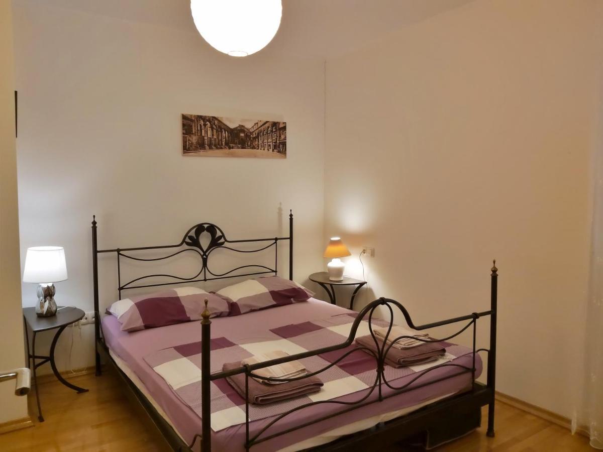 Apartment Lora Omiš Eksteriør bilde