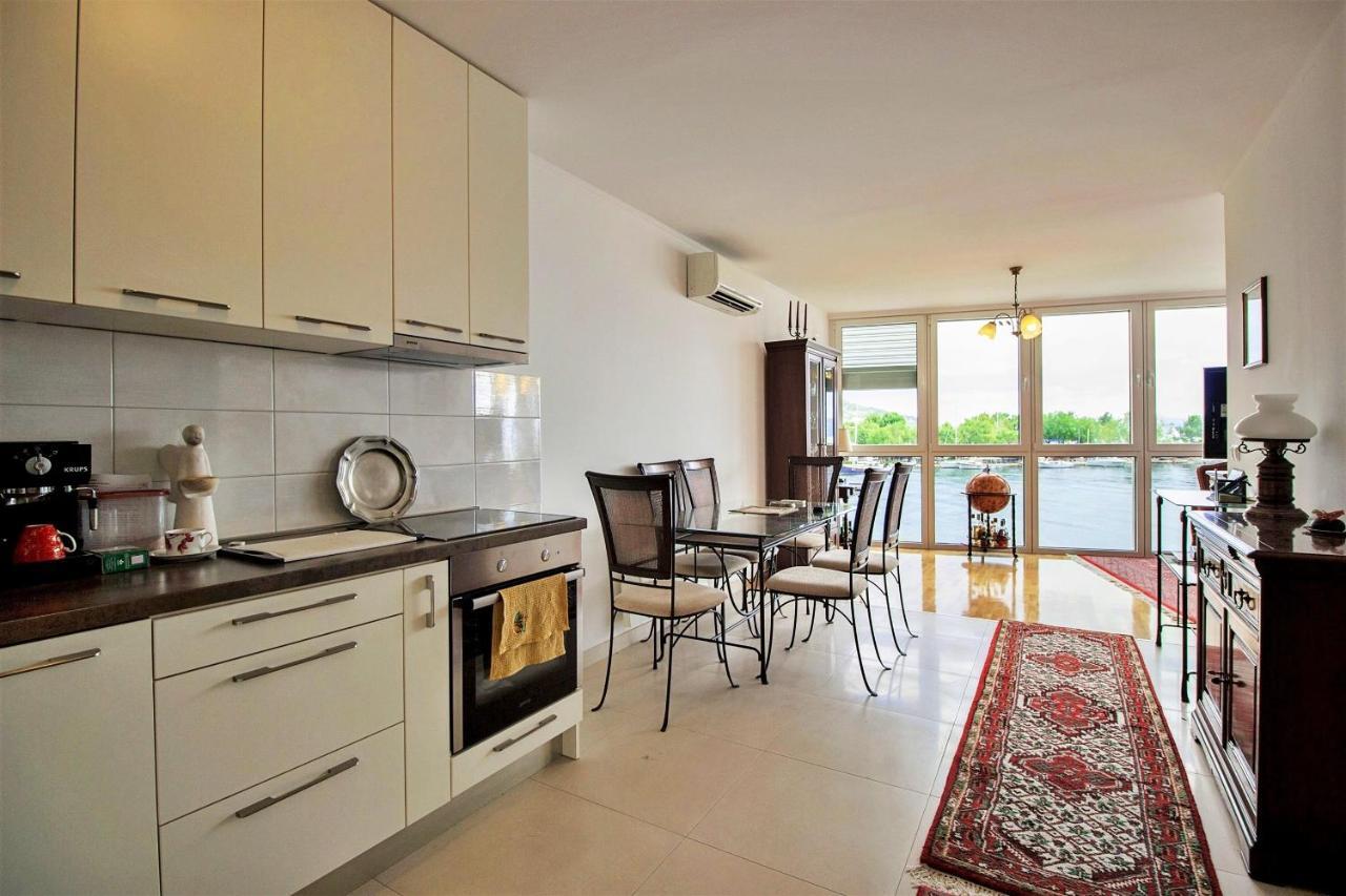 Apartment Lora Omiš Eksteriør bilde